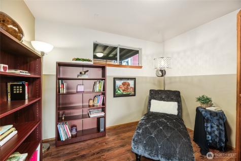 3929 205th Place SW Lynnwood WA 98036