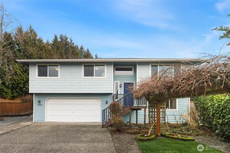 3929 205th Place SW Lynnwood WA 98036