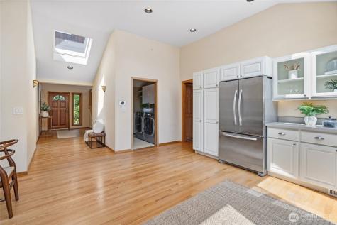 2904 222nd Place SE Sammamish WA 98075