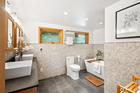 2904 222nd Place SE Sammamish WA 98075