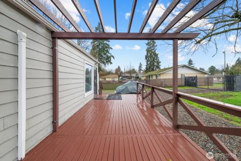 1025 S 84th Street Tacoma WA 98444
