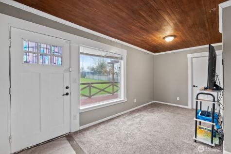 1025 S 84th Street Tacoma WA 98444