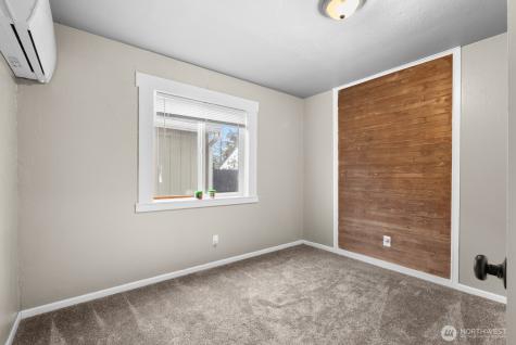 1025 S 84th Street Tacoma WA 98444