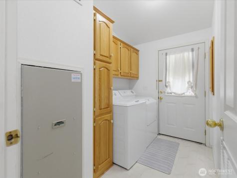 11100 4th Avenue W Everett WA 98204