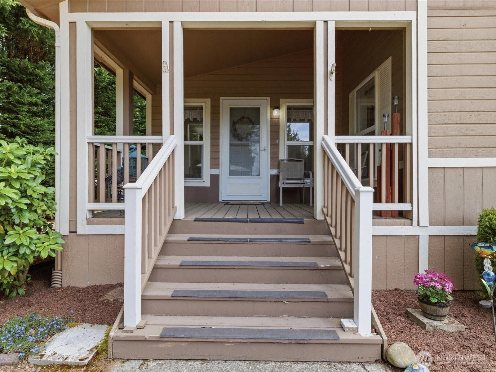 11100 4th Avenue W Everett WA 98204