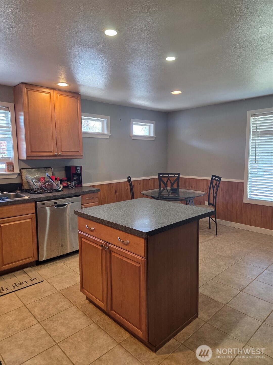 2000 E Highland Avenue Mount Vernon WA 98273