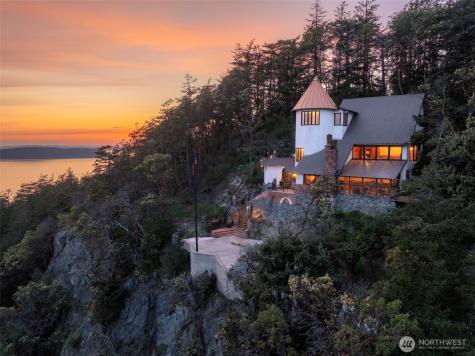 4385 Wildwood Lane Anacortes WA 98221
