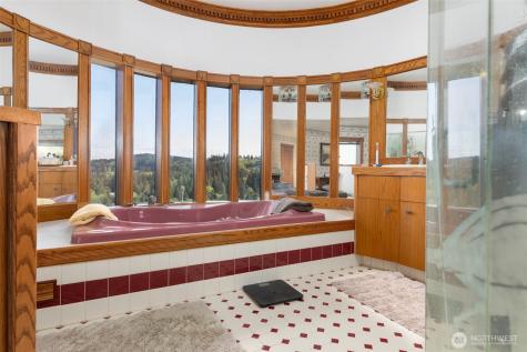 4385 Wildwood Lane Anacortes WA 98221