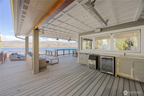 21 Grace Lane Chelan WA 98816