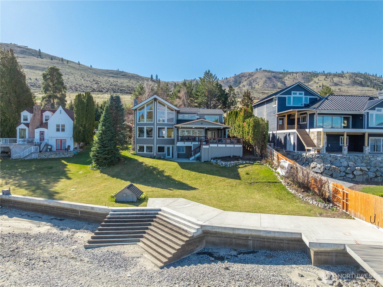 21 Grace Lane Chelan WA 98816