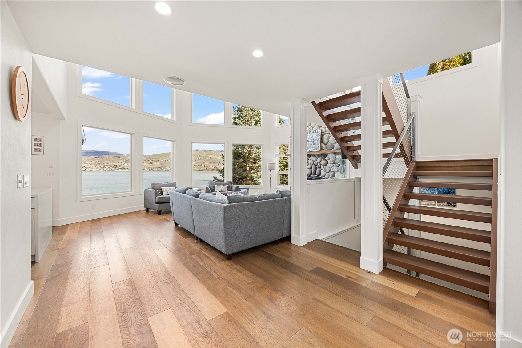 21 Grace Lane Chelan WA 98816