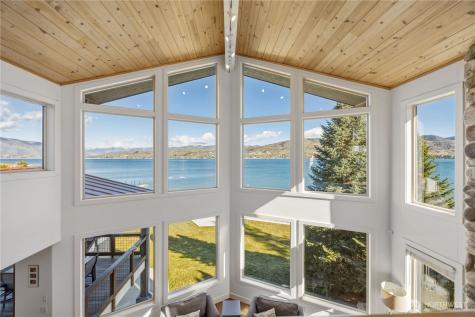 21 Grace Lane Chelan WA 98816
