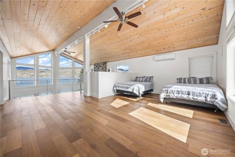 21 Grace Lane Chelan WA 98816