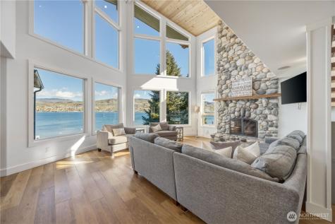 21 Grace Lane Chelan WA 98816