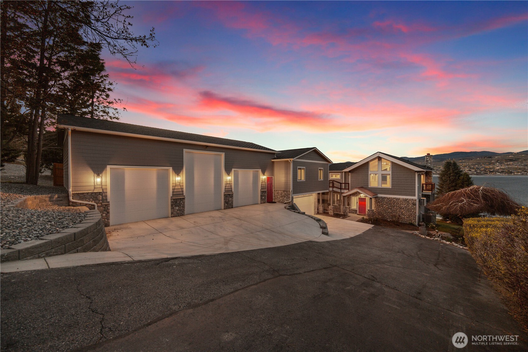 21 Grace Lane Chelan WA 98816