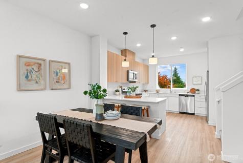 1403 SW 111th Lane Seattle WA 98146