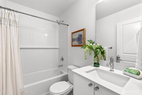 1403 SW 111th Lane Seattle WA 98146