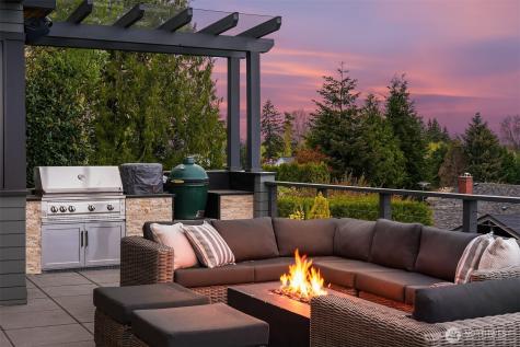 7310 51st Avenue NE Seattle WA 98115