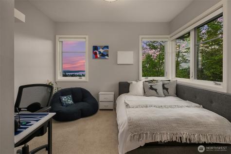 7310 51st Avenue NE Seattle WA 98115