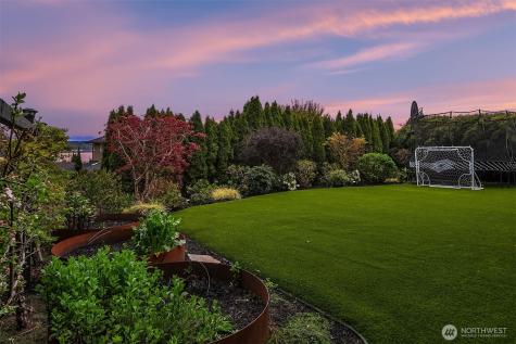 7310 51st Avenue NE Seattle WA 98115
