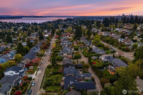 7310 51st Avenue NE Seattle WA 98115