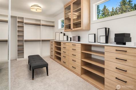 9812 NE 31st Street Bellevue WA 98004