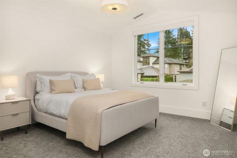9812 NE 31st Street Bellevue WA 98004