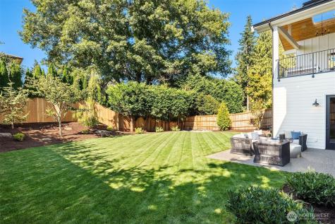 9812 NE 31st Street Bellevue WA 98004