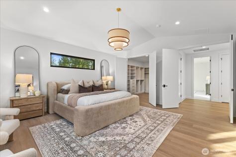 1020 107th Avenue SE Bellevue WA 98004