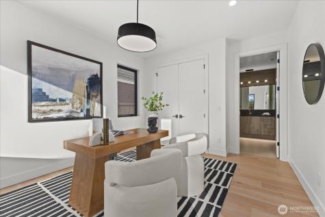 1020 107th Avenue SE Bellevue WA 98004