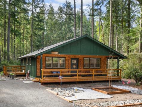 11316 Laurel Place Anderson Island WA 98303