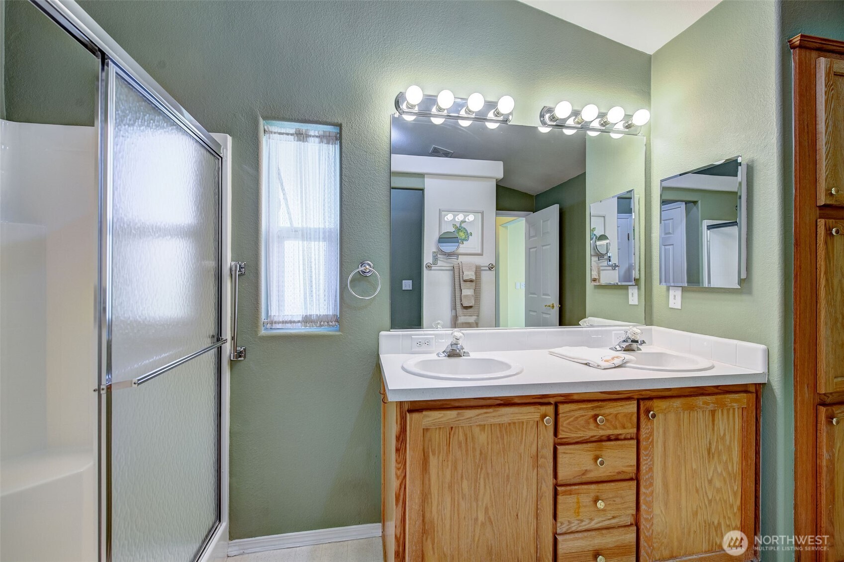 575 Canyon Drive East Wenatchee WA 98802