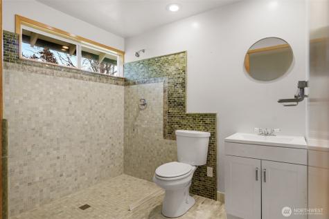 5516 156th Avenue NE Redmond WA 98052