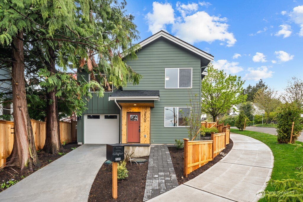 2509 N 42nd Street Seattle WA 98103