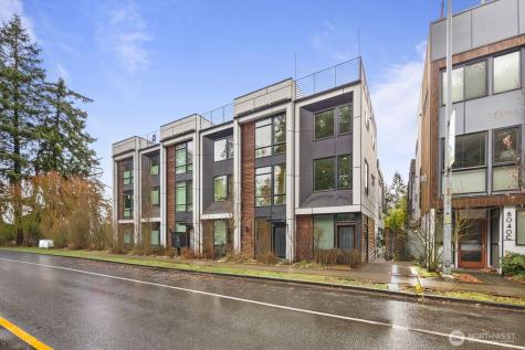 8042 35th Avenue NE Seattle WA 98115