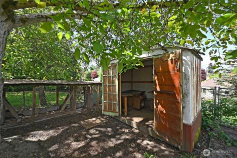 8145 16th Avenue SW Seattle WA 98106