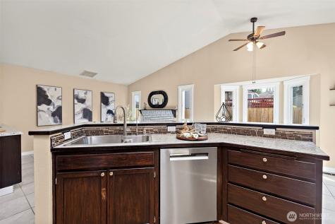 5306 169th Place SW Lynnwood WA 98037