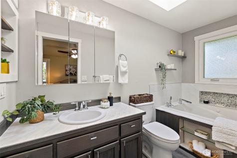 5306 169th Place SW Lynnwood WA 98037