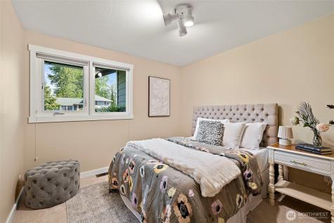 5306 169th Place SW Lynnwood WA 98037