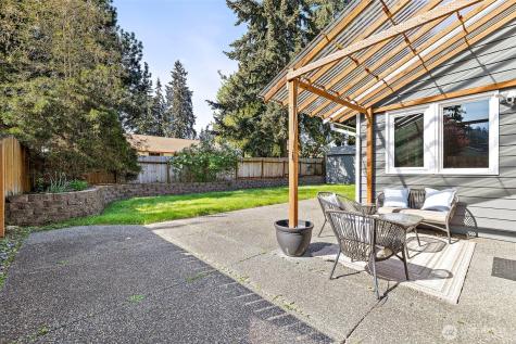 5306 169th Place SW Lynnwood WA 98037