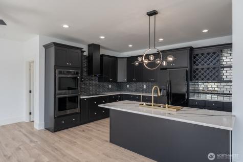 6425 NE Road 2.15 Moses Lake WA 98837