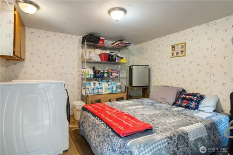 371 N Wynoochee Drive Hoodsport WA 98548