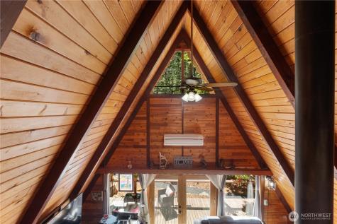 371 N Wynoochee Drive Hoodsport WA 98548