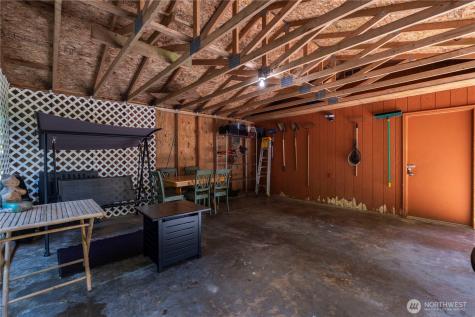 371 N Wynoochee Drive Hoodsport WA 98548