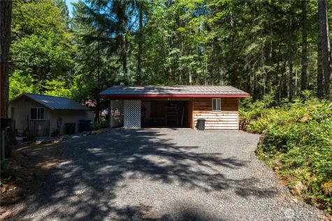 371 N Wynoochee Drive Hoodsport WA 98548