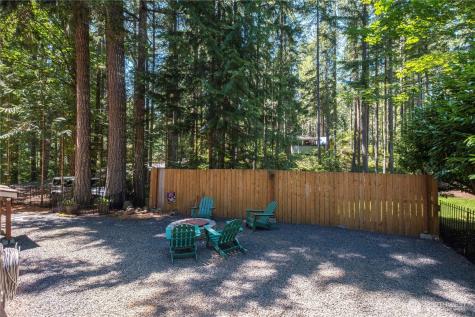 371 N Wynoochee Drive Hoodsport WA 98548