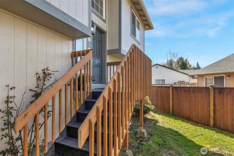 17510 29th Drive NE Marysville WA 98271