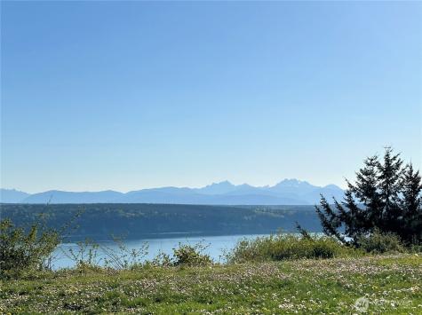 4075 Preserve Drive Camano Island WA 98282