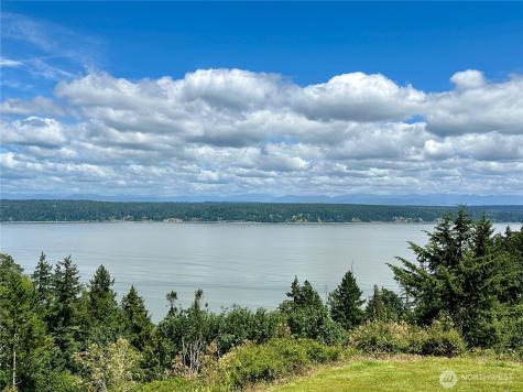 4075 Preserve Drive Camano Island WA 98282