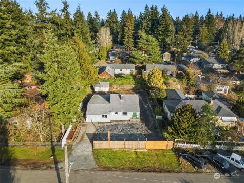 13022 Corliss Avenue N Seattle WA 98133